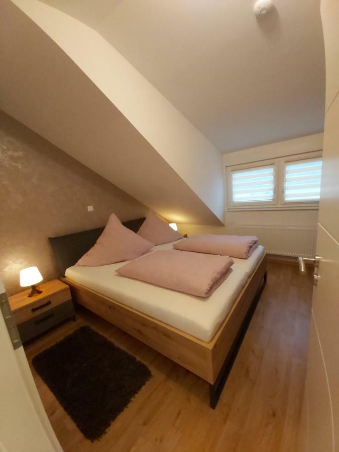Apartment Claudia Sinsheim Exterior photo